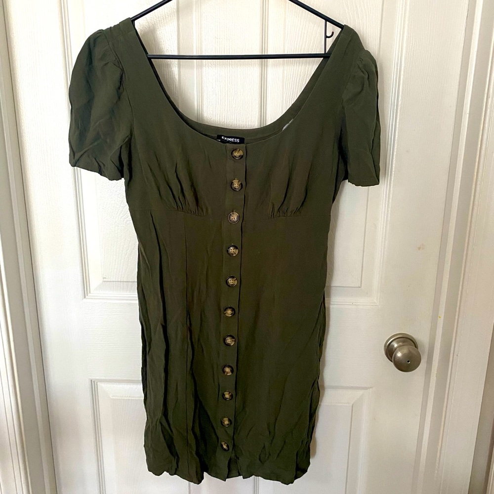 Express green dress